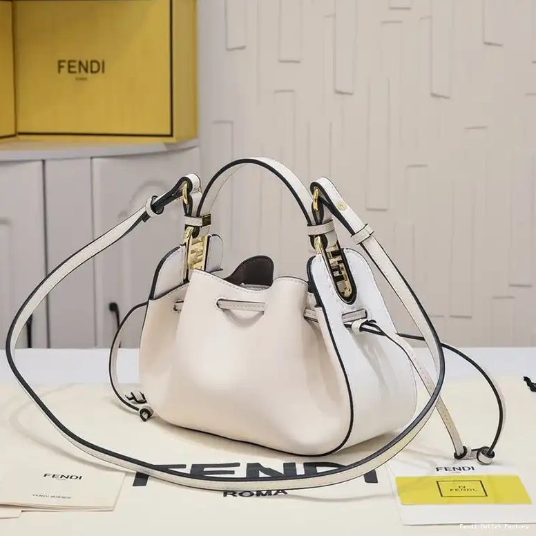 Vintage HOT Bucket Beige Mini Bag Fendi In Calf Leather Pomodorino 0524